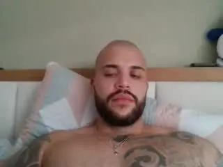 Xlovecam Sex Chat of MedellynDark
