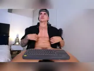 Xlovecam Best Webcam of ChristianValenciano