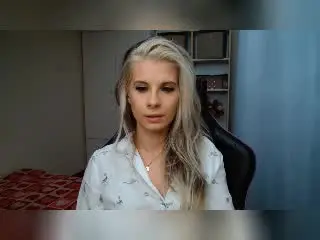 Xlovecam Private Sex Chat of KristineLovely