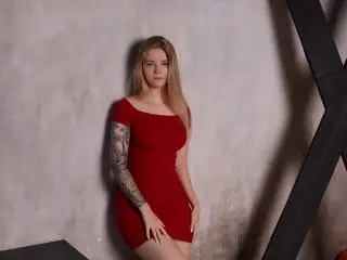 Xlovecam Sex Cam of SirenaHardmann