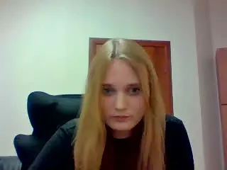 Xlovecam Live Porn of SarraCute