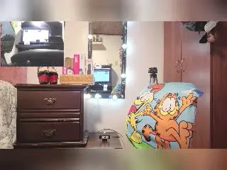 Xlovecam Free Porn Cam of ZoeHotXX