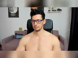 Xlovecam Live Sex of BrutusK