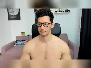 Xlovecam Live Sex of BrutusK