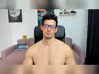 Xlovecam Nude Webcam of BrutusK