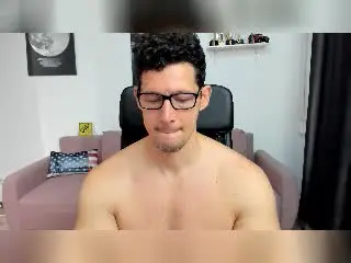 Xlovecam Free Porn Cam of BrutusK