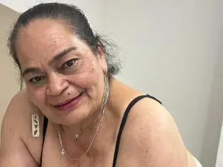 Xlovecam Live Sex of QueenMatturex