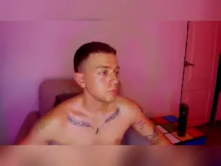 Xlovecam Adult Webcams of JamesColtt
