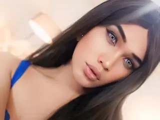 Xlovecam Free Porn Cam of AlluringAmelia
