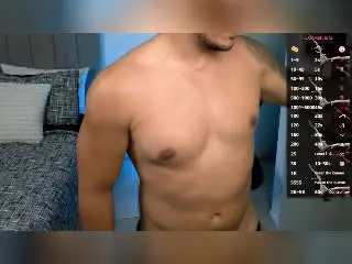 Xlovecam Best Webcam of OwenPierce