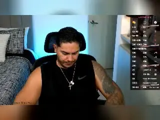 Xlovecam Sex Chat of OwenPierce