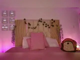 Xlovecam Private Sex Chat of Karinastone