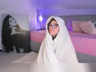 Xlovecam Free Live Porn of CoriinneBenson