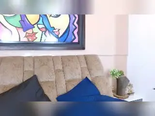 Xlovecam Free Porn Cam of LinaSpearce