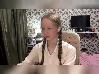 Xlovecam Watch Live Sex Cams of LanieDistel