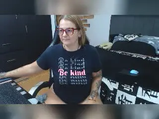 Xlovecam Live Sex Cam of PerlaGoloza