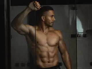 Xlovecam Adult Webcams of ZaneMaverick