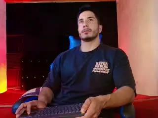 Xlovecam Free Live Porn of ZaneMaverick
