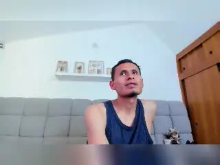 Xlovecam Free Porn Cam of SammyEla