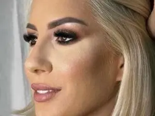 Xlovecam Private Sex Chat of LanieHotXX