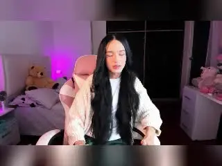 Xlovecam Best live sex cam show of SophieCornets