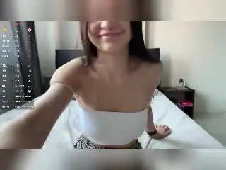 Xlovecam Free Live Porn of MickieSilkwood