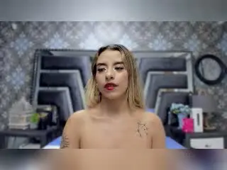Xlovecam Live Porn of CloeRouss