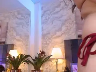 Xlovecam Live Porn of MiaReed