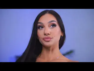 Xlovecam Free Live Porn of NinaSolenne